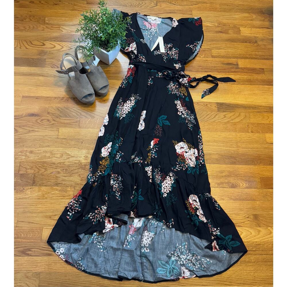 LoveStitch Women’s Small Black Floral Ruffle Short Sleeve V-neck Midi Wrap Dress